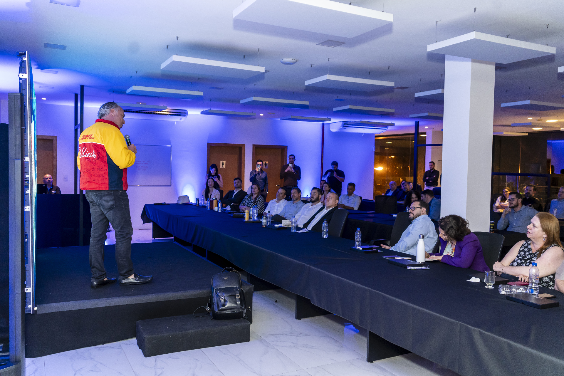 Networking premium em evento empresarial